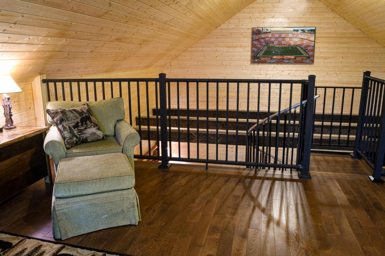 Gatlinburg - Honeymoon Hideaway Villa Eksteriør billede